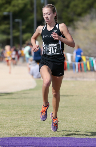 Palo Verde High School cross country runner Emma Wahlenmaier (917) is shown as she comes acr ...