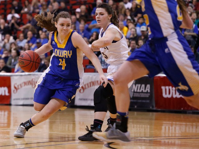 Lowry’s Sydney Connors (4) drives towards the hoop during the second half of a Class 3 ...