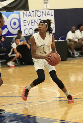 Greenwood Elite Terry Armstrong (1) looks for a shot against team Costal Elite during the La ...