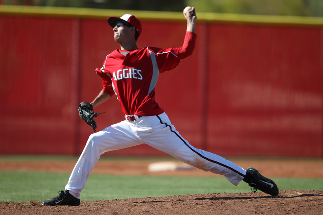 Arbor View pitcher Ben Cutting throws to a Sylmar batter during their game Monday, March 30, ...
