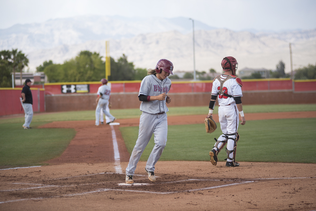 Desert Oasis Bryson Stott (10) scores a run against Arbor View during their baseball game at ...