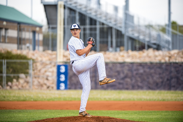 Spring Valley pitcher Jack Sellinger (17) throws to Bonanza at Spring Valley High School in ...