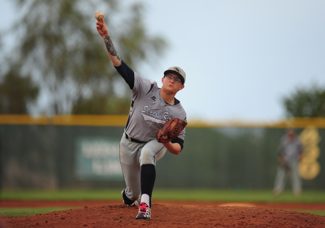 Shadow Ridge starting pitcher Nick Parr delivers to Desert Oasis in the fourth inning of the ...