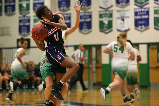 Coronado sophomore Tia Thornton (11) throws the ball to a teammate during a game at Green Va ...