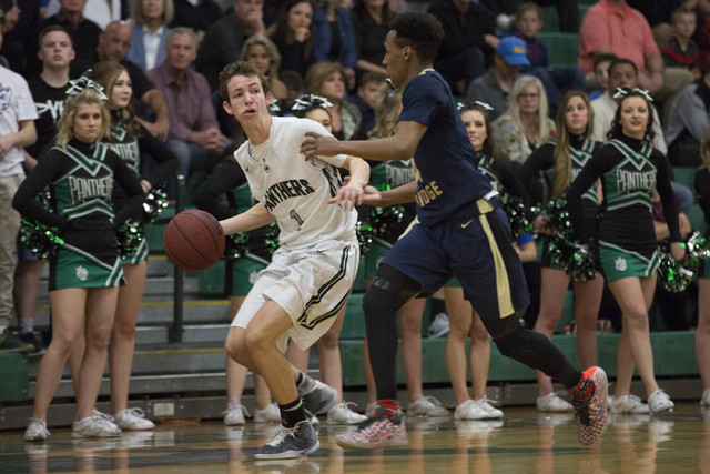 Palo Verde junior Mitchell Olsen looks for an open teammate at Palo Verde High School on Thu ...