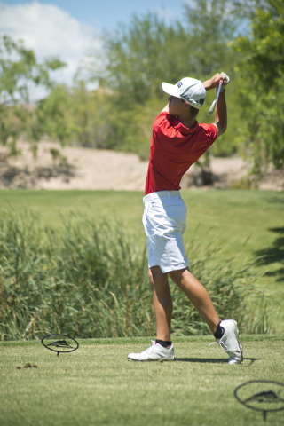 Arbor View’s Hazen Newman tees off during the Division I state boys golf tournament at ...