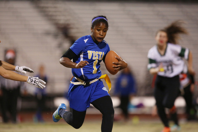 Sierra Vista junior Courtney O’Neal runs the ball at Sierra Vista High School on Thurs ...