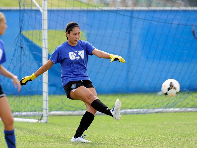 Green Valley girls soccer goalkeeper Kiyana Lopez punts the ball during practice. (Josh Holm ...