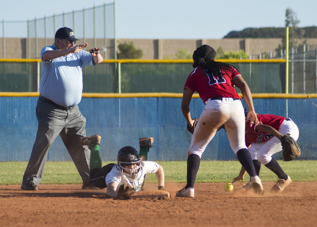 Rancho’s Gianna Carosone (66) tags third base during the Sunrise Region softball tourn ...