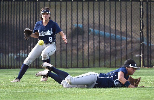 Centennial’s Angel Love (8) and Lina Barrera field the ball in the outfield against Pa ...