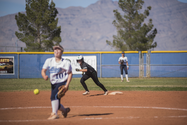 Centennial High School’s Maddie Jones (10) pitches against Palo Verde while Palo Verde ...