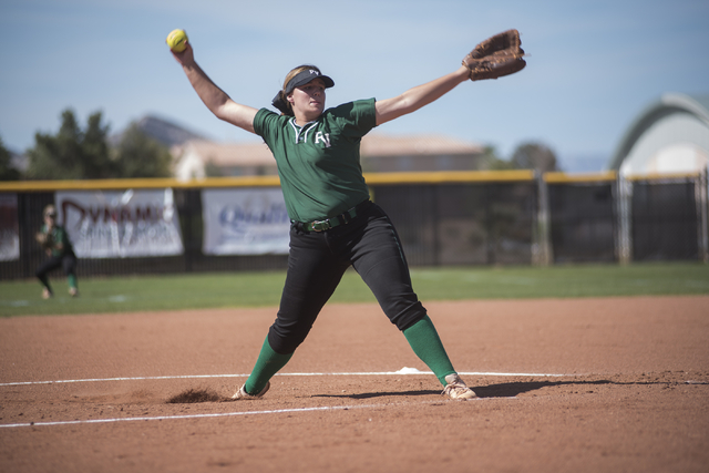 Palo Verde’s Kelsea Sweeney (22) pitches against Shadow Ridge during a softball game p ...