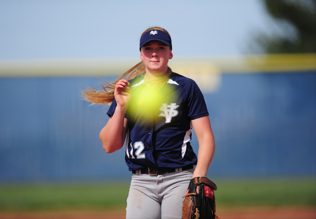 Spring Valley starting pitcher Michaela Hood delivers to Sierra Vista in the third inning of ...