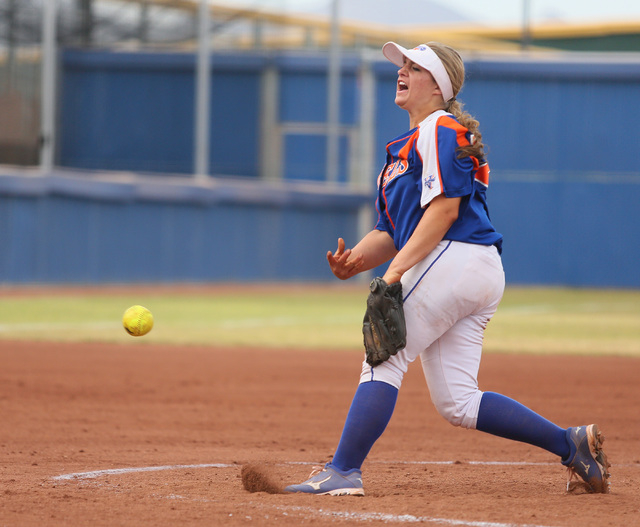 Bishop Gorman’s Dayton Yingling delivers a pitch during a softball game against Centen ...
