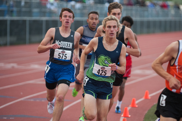 Green Valley’s Austin Rogers competes in the boys 1600 meter run during the NIAA Divis ...
