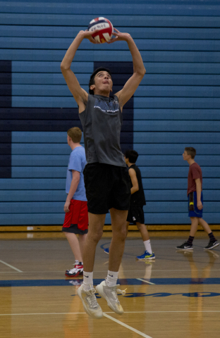 Shilo Chow (8) sets the ball during volleyball practice at Foothill High School in Henderson ...