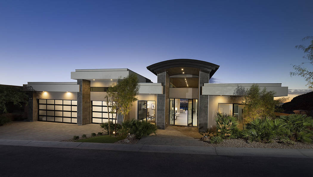 Photo: house/residence of the beautiful 1.2 million earning Arizona, United States-resident
