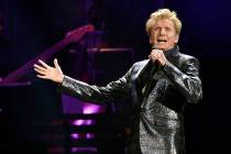 Barry Manilow performs at the Allstate Arena on Saturday, July 29, 2017, in Rosemont, Ill. (Pho ...