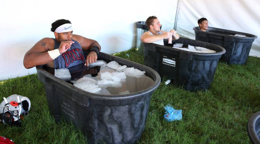 UNLV football players make ice baths part of daily routine Las Vegas