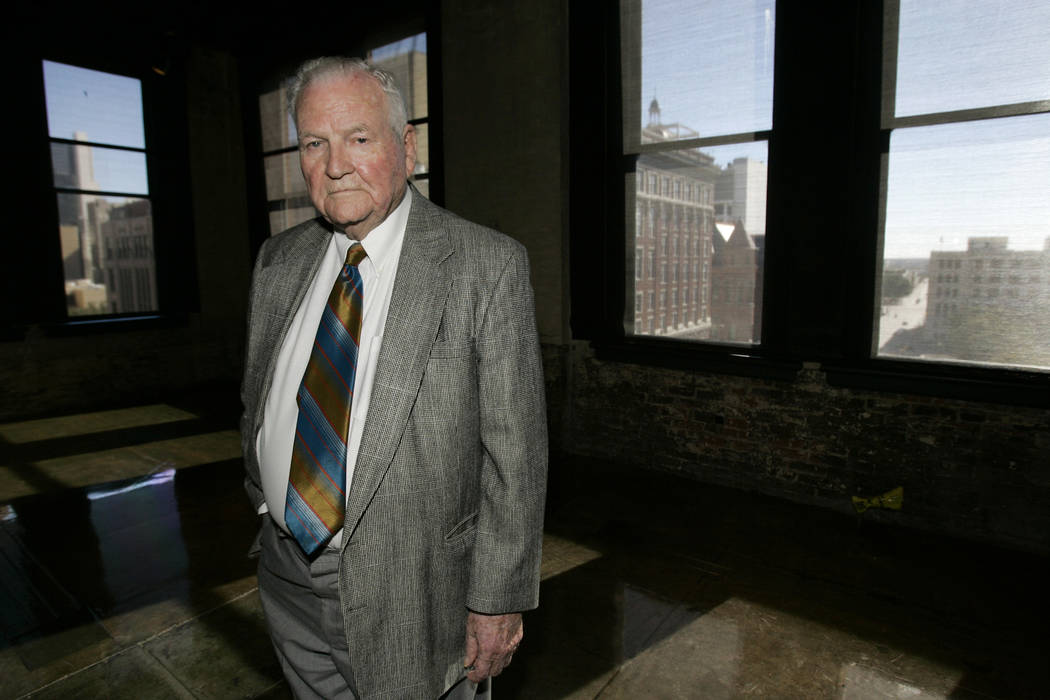 FILE - In this Nov. 19, 2008 file photo, retired Dallas Police Department Detective Jim Leavell ...