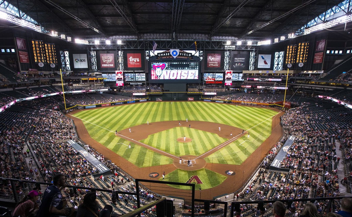 Diamondbacks fans see no need for move to Nevada, new stadium — VIDEO, Baseball