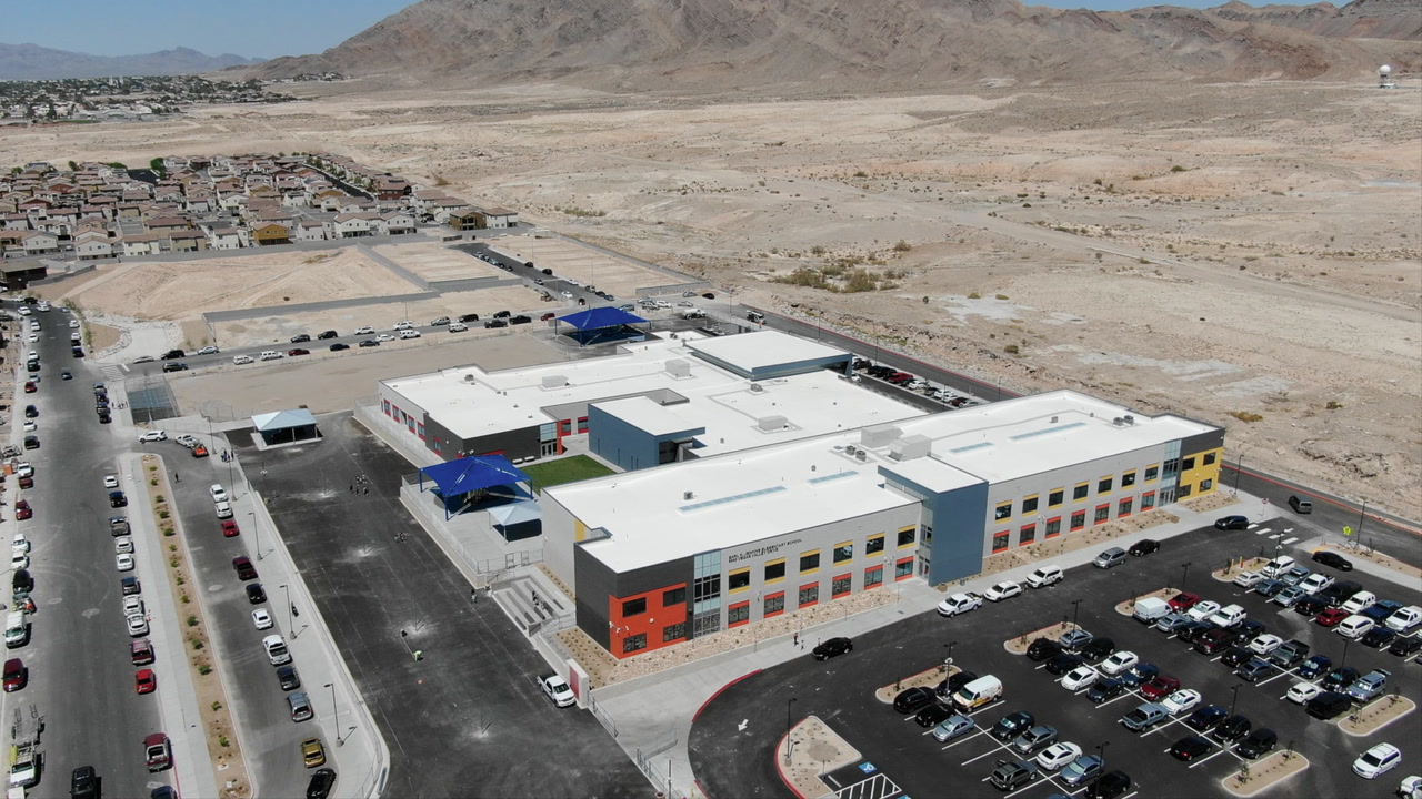 Parents, students check out new east Las Vegas school Education Local