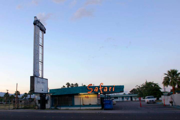 The Safari Motel at 2001 Fremont St., in Las Vegas, April 18, 2017. (Rachel Aston/Las Vegas Re ...