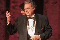 In a Tuesday, Sept. 14, 1999, file photo, Placido Domingo acknowledges the audience after recei ...