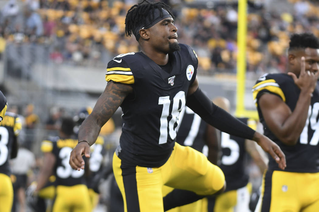 Pittsburgh Steelers wide receiver Diontae Johnson (18) warms up before a preseason NFL football ...