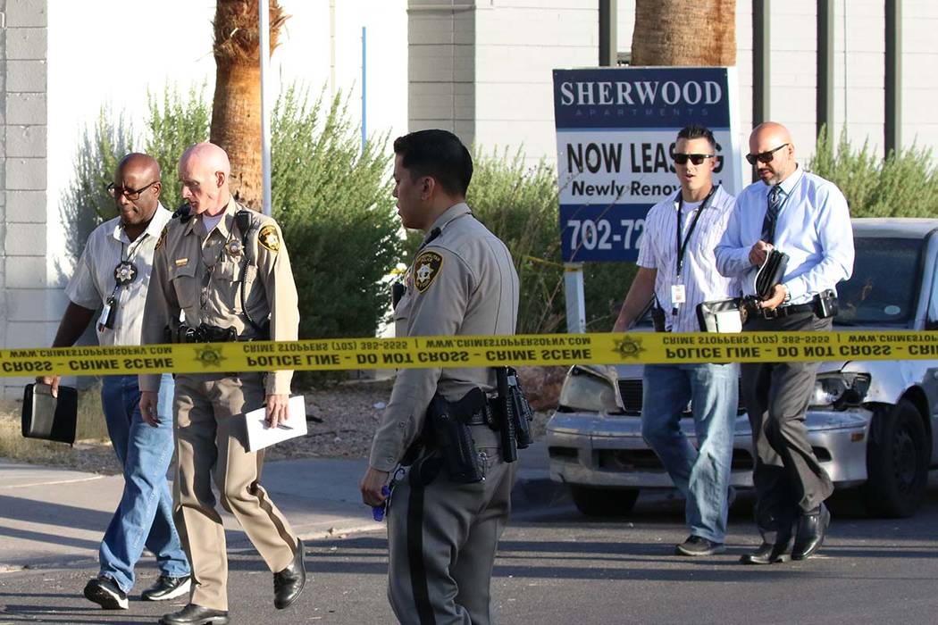 Las Vegas police investigate after a woman was stabbed at Sherwood apartment complex at 2566 Sh ...