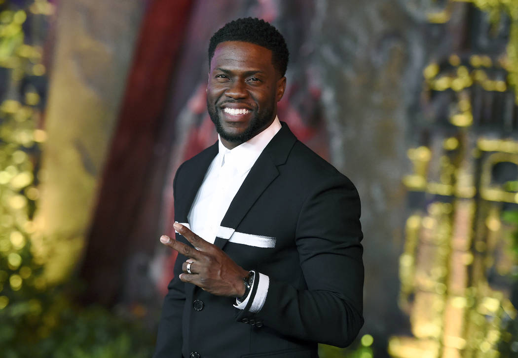 Kevin Hart arrives at the Los Angeles premiere of "Jumanji: Welcome to the Jungle" in Los Angel ...