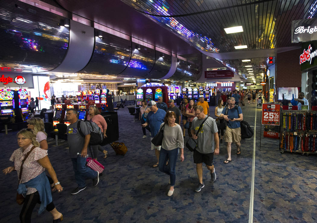 Las Vegas’ McCarran airport maintains record passenger pace in August | Las Vegas Review-Journal