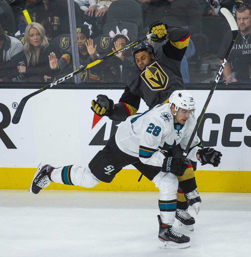 Vegas Born: Golden Knights forward Ryan Reaves welcomes daughter