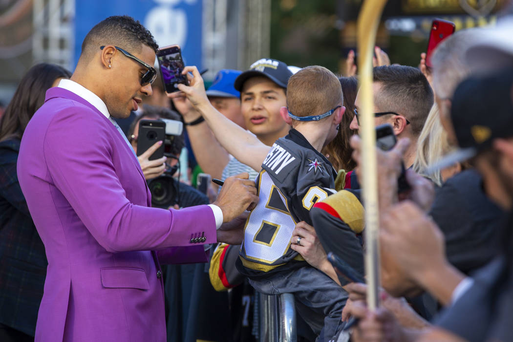 Ryan Reaves bids farewell to Golden Knights fans, Golden Knights