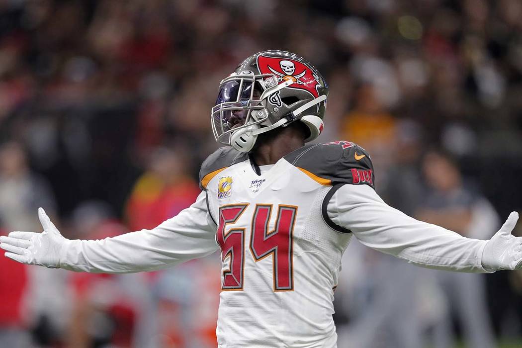 Tampa Bay Buccaneers outside linebacker Lavonte David (54) reacts between plays in the first ha ...