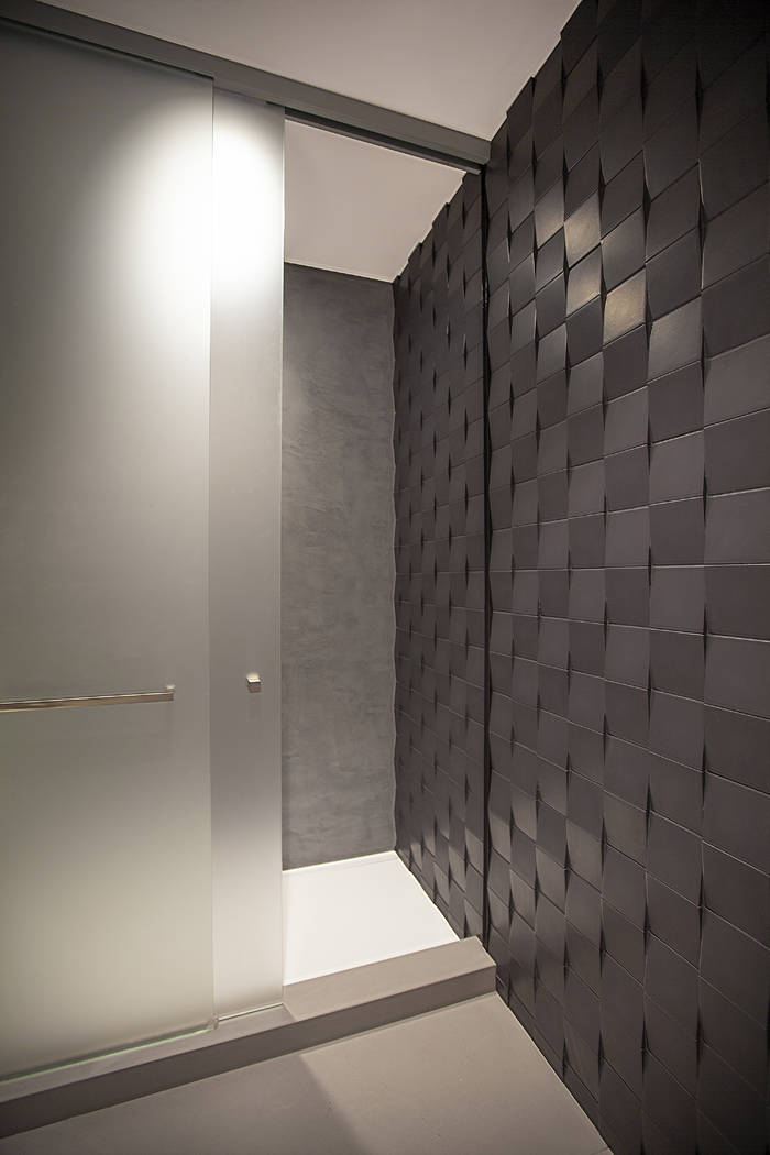 Unique Stone And Mosaic Work Wows In This Modern Home Design