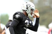 Oakland Raiders cornerback Isaiah Johnson (31) wamrs up during the NFL team's training camp in ...
