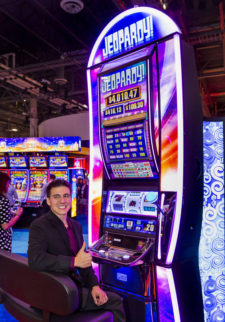 "Jeopardy!" champion James Holzhauer helps unveil the new "Jeopardy!" slot ...