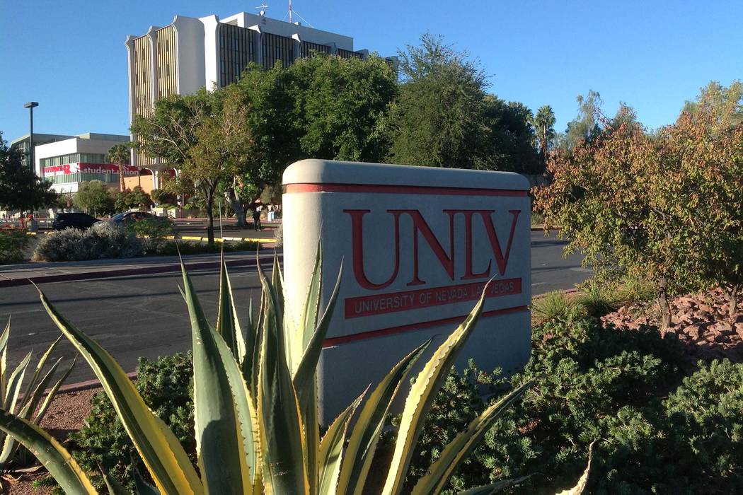 The Maryland Parkway entrance to UNLV is shown in this file photo. (Las Vegas Review-Journal)