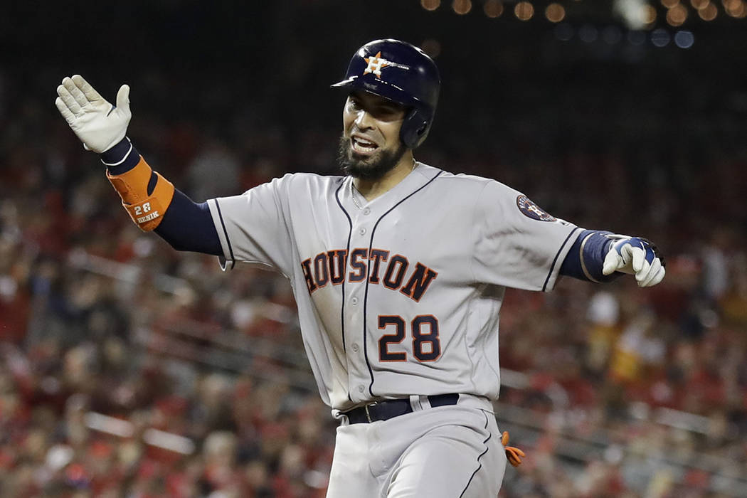 Astros clutches 5-1 win over Athletics