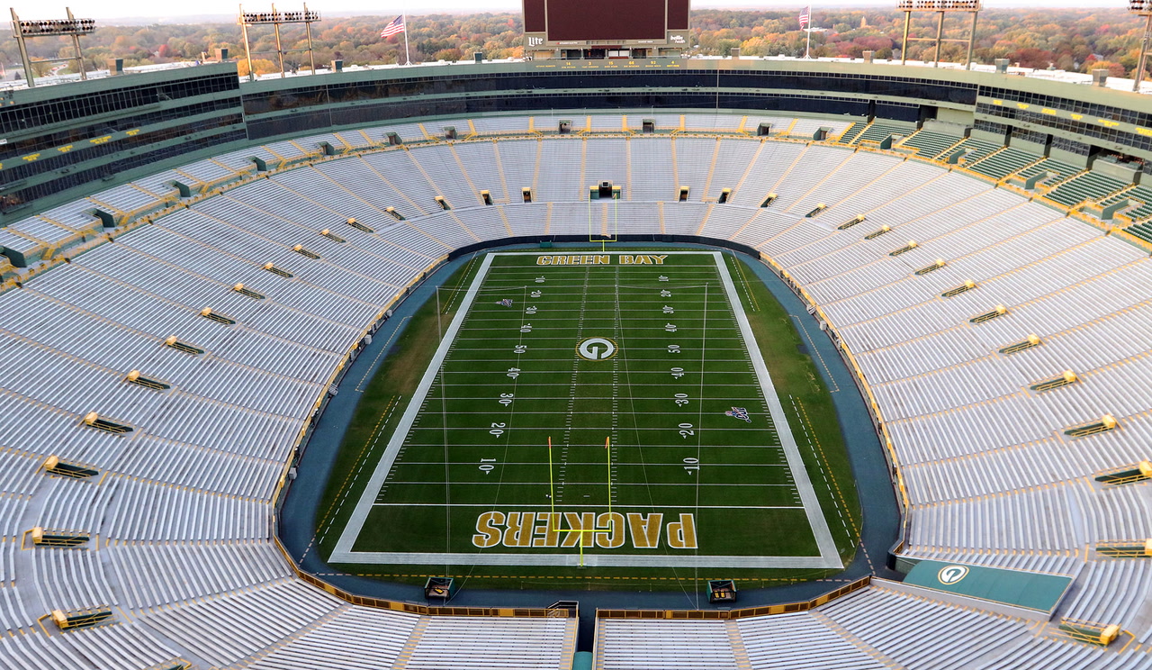 Mystique of Lambeau Field welcomes Raiders to Green Bay | NFL | Sports