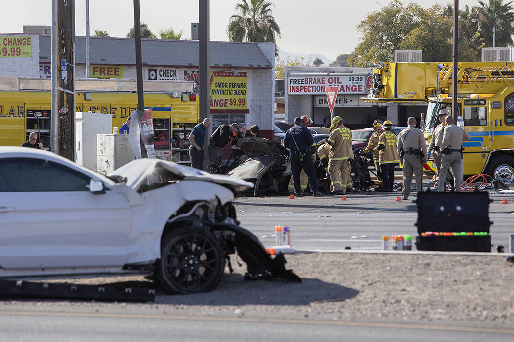 2 dead in suspected DUI crash in Las Vegas Las Vegas