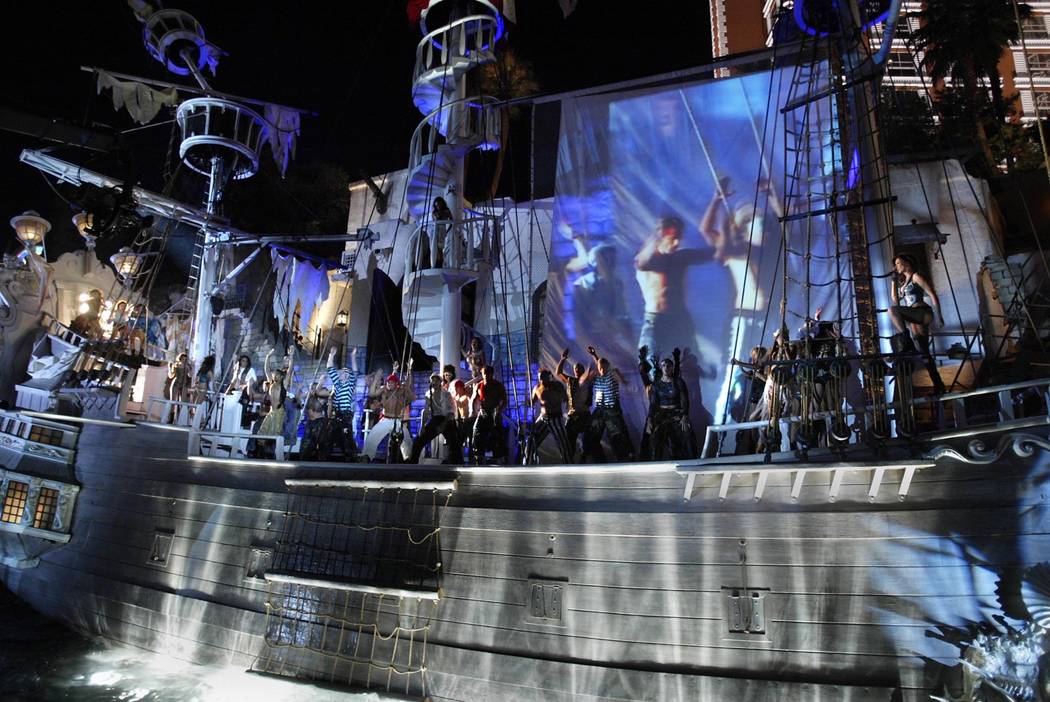 Sirens and pirates sing and dance aboard the sirens' ship during "Sirens of TI." (Las Vegas Rev ...