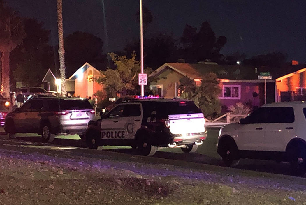 Las Vegas police respond to a shooting in the 2100 block of La Sombra Street on Friday, Nov. 15 ...