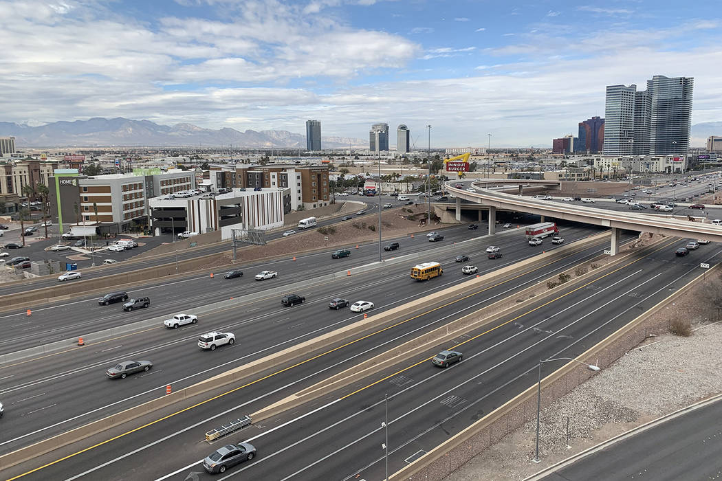 Traffic flows on stretch of Interstate 15 northbound near the Tropicana Avenue offramp on Jan. ...