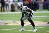 Oakland Raiders middle linebacker Marquel Lee gets set for a play during the first half of an N ...
