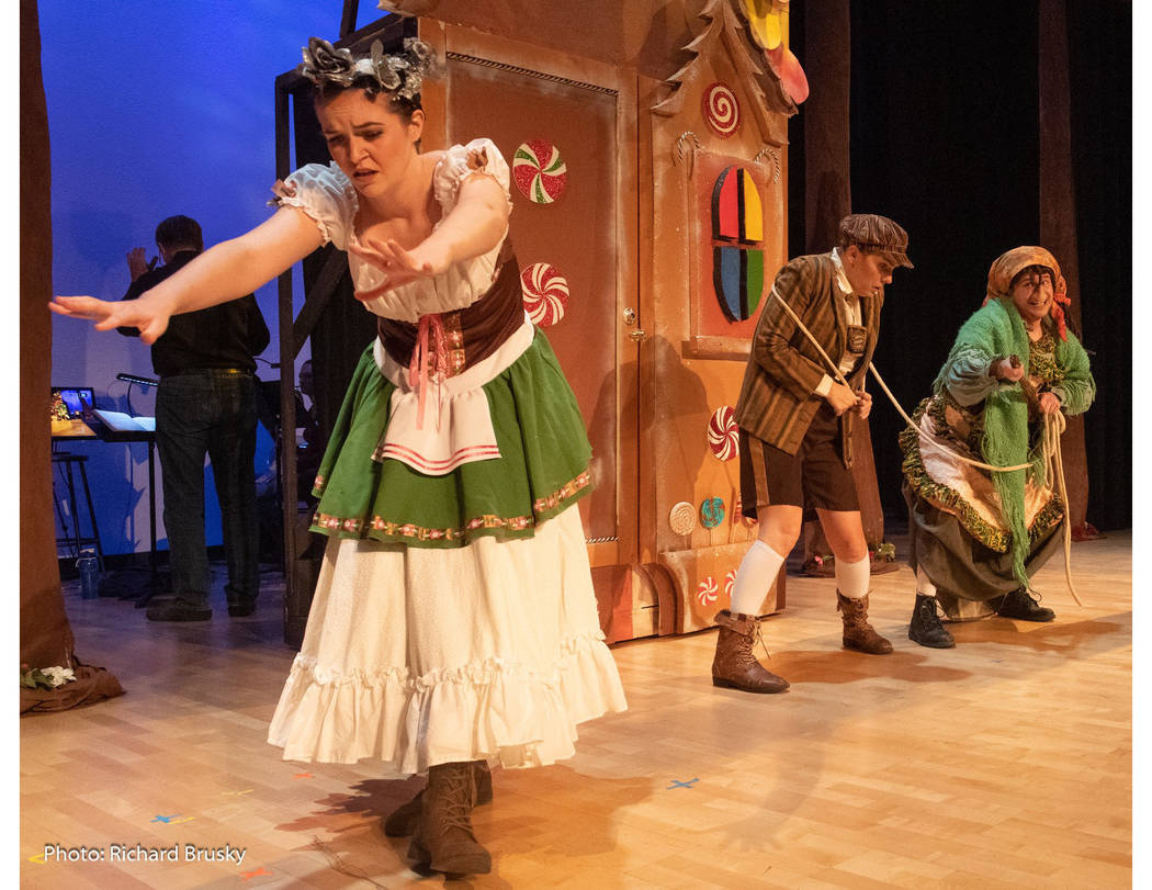 Opera Las Vegas' "Hansel and Gretel" (Richard Brusky)