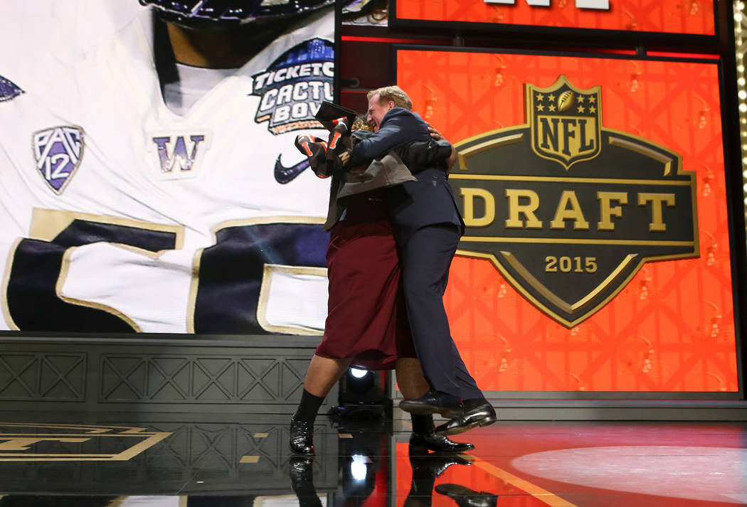 NFL Draft: Roger Goodell hugs top picks — PHOTOS | Las Vegas Review-Journal