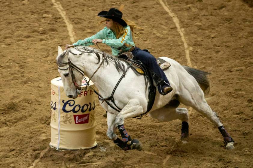 NFR 2019 Oklahoma barrel racer’s hot streak began in Canada Las