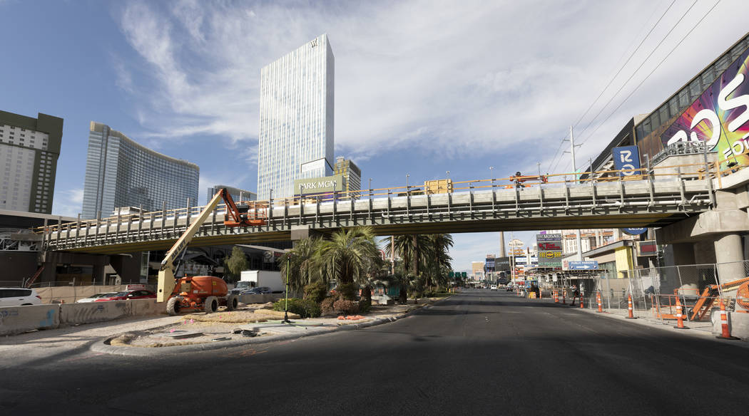 Park MGM Las Vegas Strip pedestrian bridge nearing completion Traffic